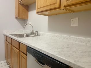 6546 Murray Ave #3, Cincinnati, OH 45227