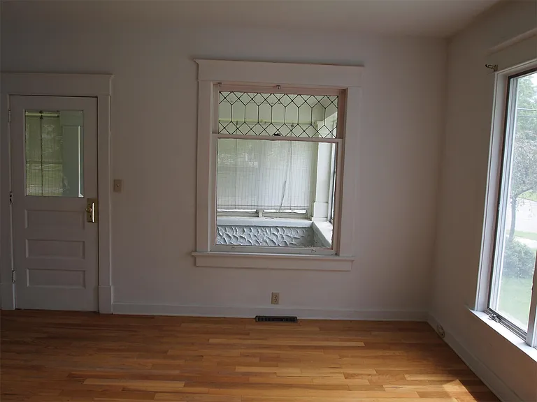 132 Union St — Photo 5