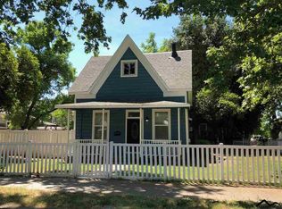1153 Washington St, Red Bluff, CA 96080