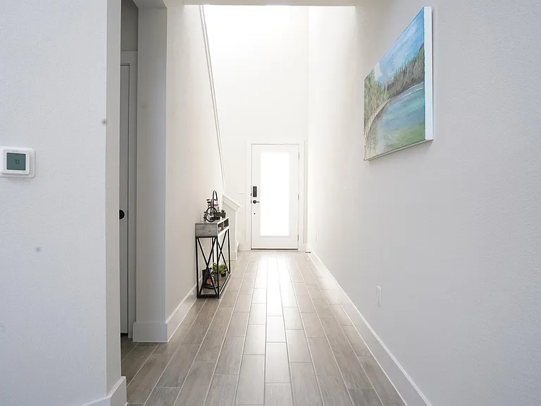 8614 Cumbrae Ln — Photo 17