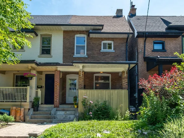 27 Coady Ave, Toronto, ON M4M 2Y9