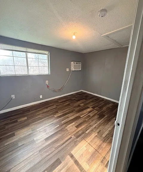 605 Gazin St — Photo 13