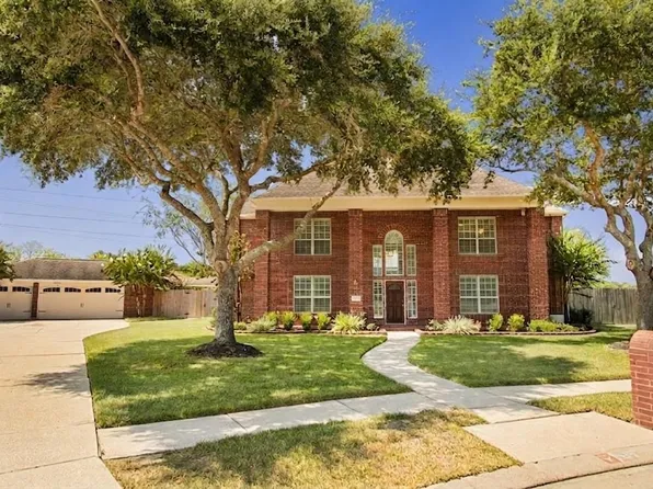 2913 Palmer Dr, Friendswood, TX 77546