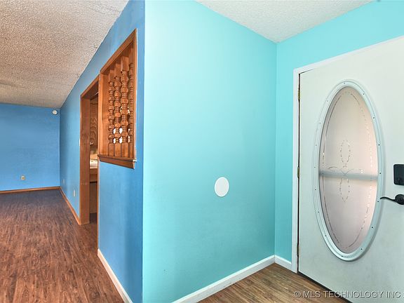 5th image of 139 Meadow View Dr