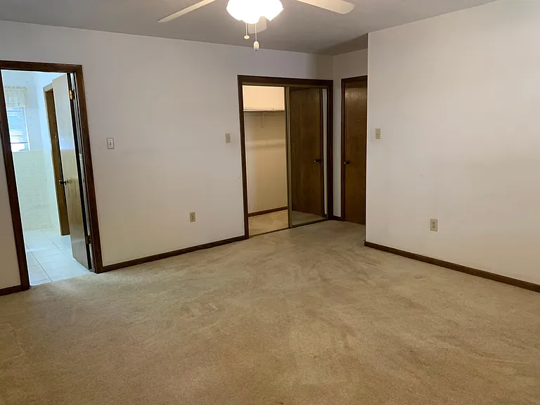 608 S Baridon St — Photo 10