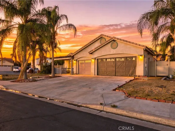 848 Peaceful Ln, San Jacinto, CA 92582