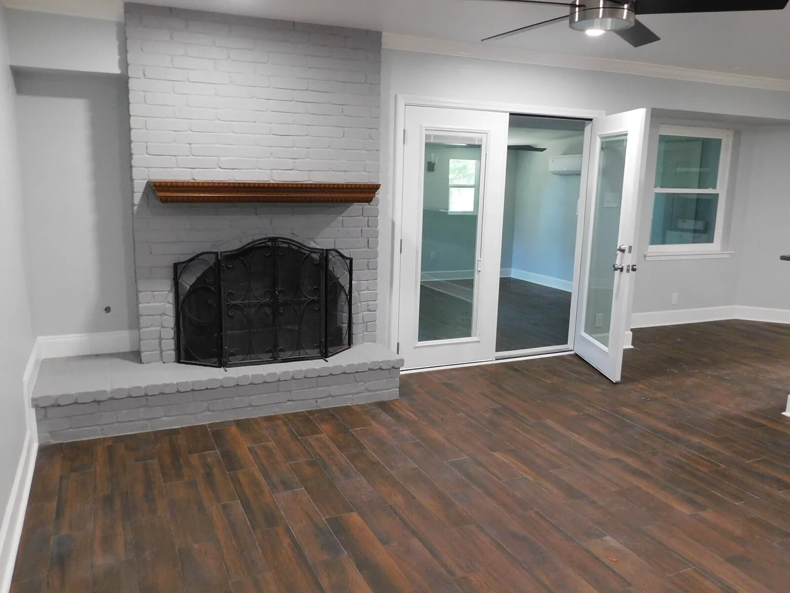 3 bed, 2.0 bath, 1472 sqft, $2,095 — Photo 4