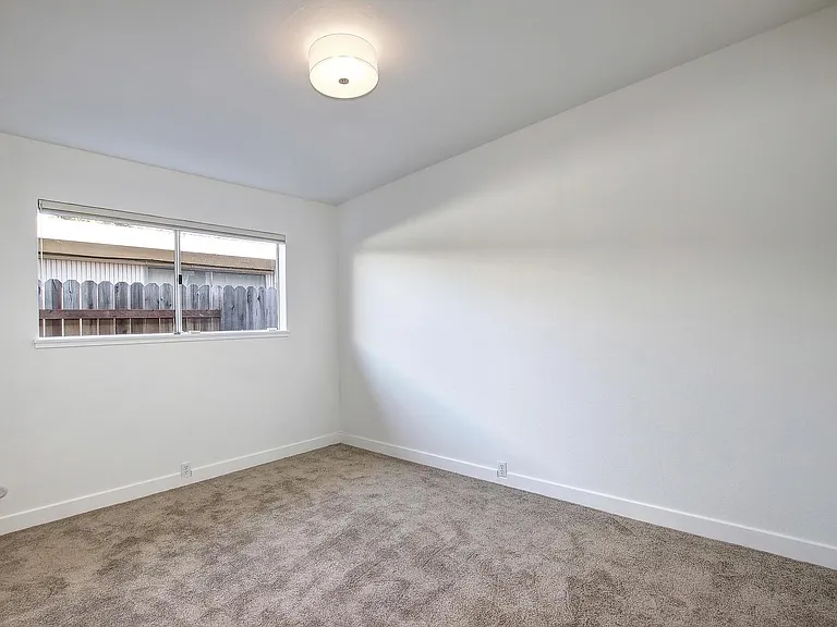 Third bedroom / office