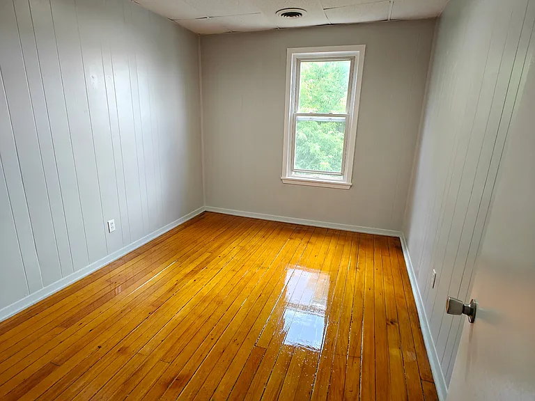 487 4th St #2R — Photo 7