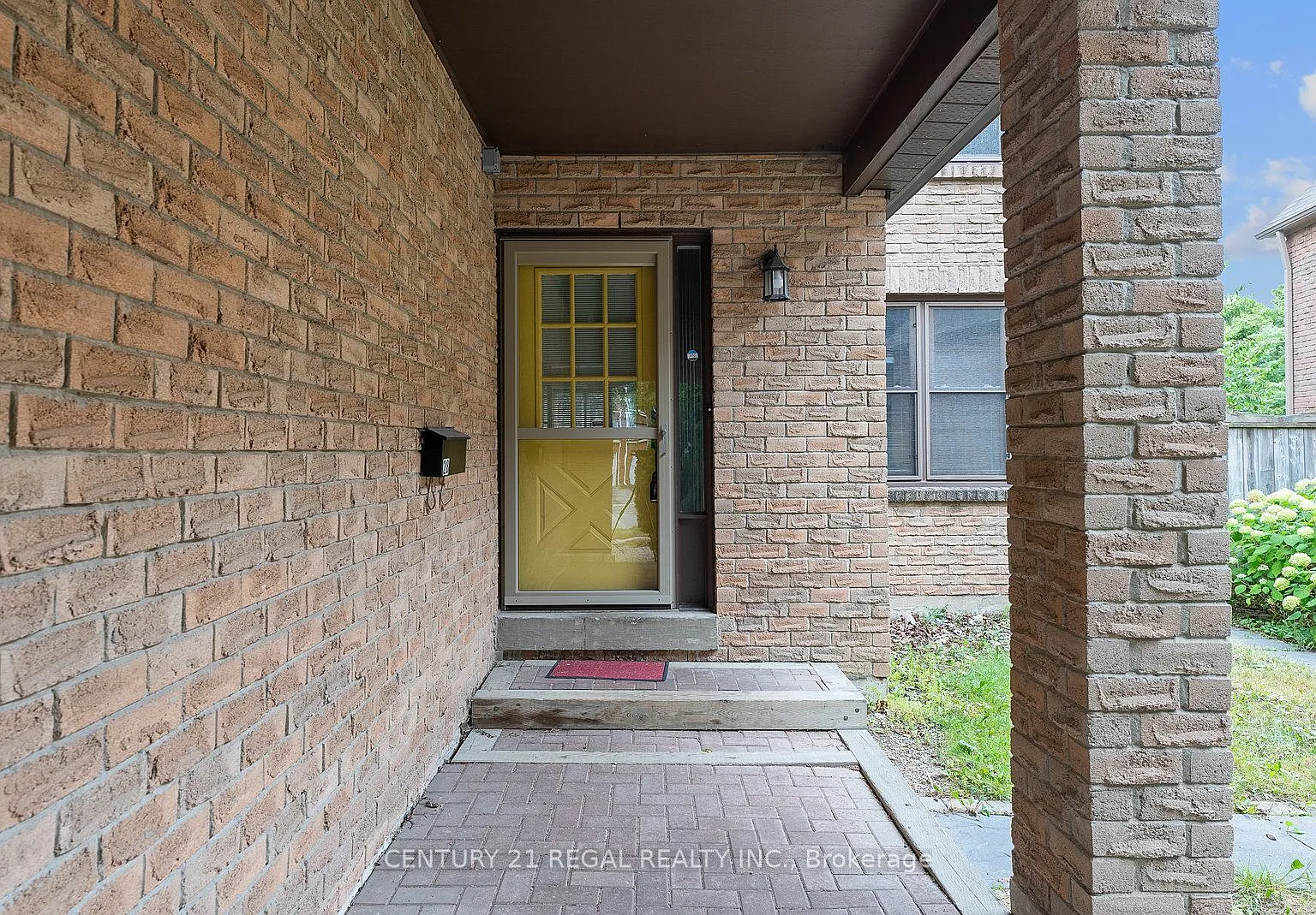 4 bed, $3,500 — Photo 2