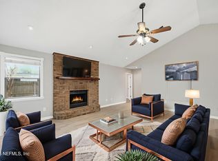 400 CRANES LANDING Court, Jacksonville, FL 32216