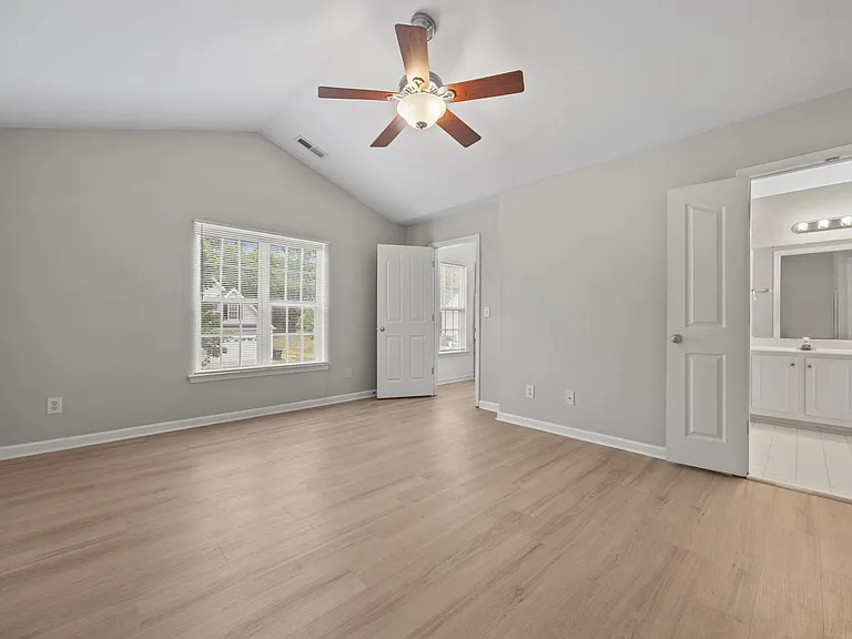 409 Burrell Rd — Photo 21