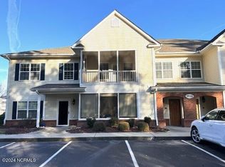 1938 Tara Ct APT 203, Greenville, NC 27858