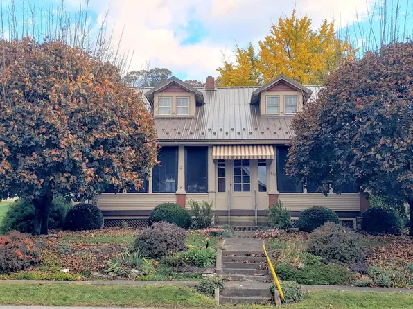 722 Main St, Mc Alisterville, PA 17049