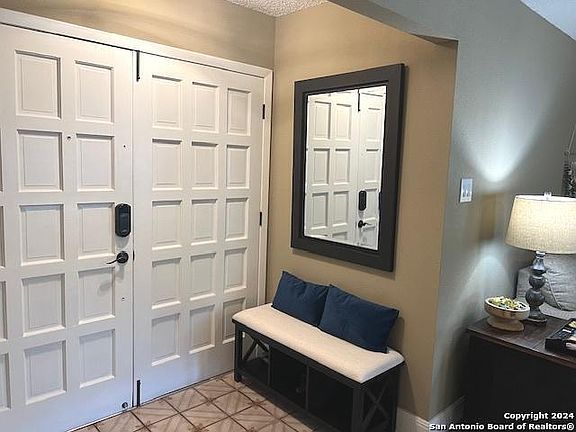 3rd image of 8711 BAYTREE DR