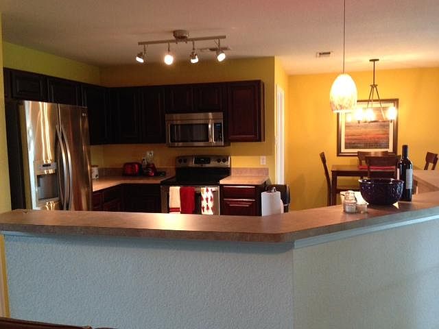 1st image of 6101 Garden View Dr
