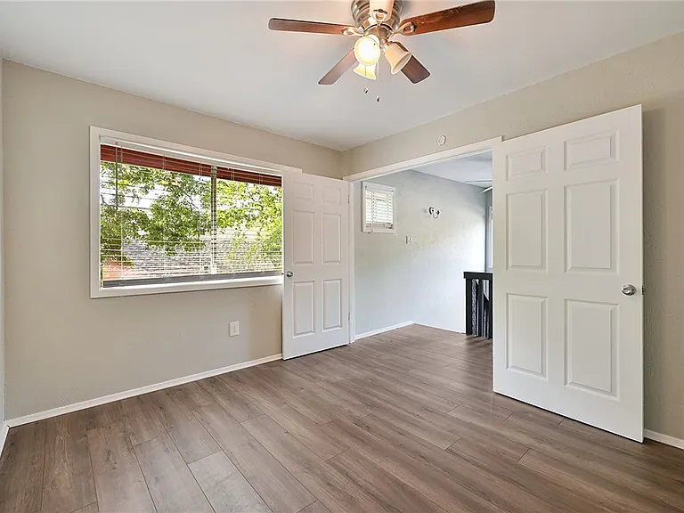1212 Holik Dr #C — Photo 4