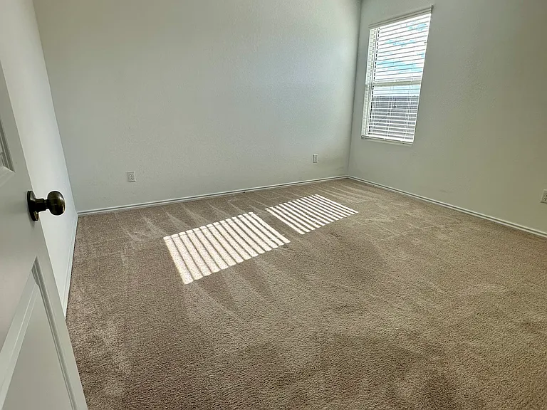 1139 Catfish Ln — Photo 10