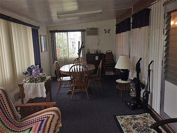 3rd image of 1803 Jeri Kay Ln