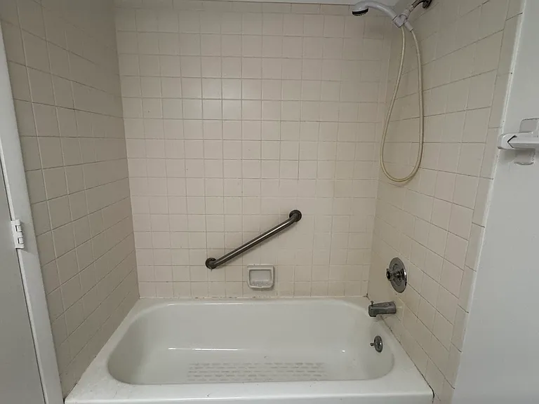 6428 Hamlet Dr #A — Photo 10
