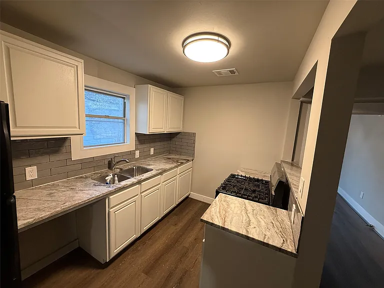 4103 Delhi St — Photo 23