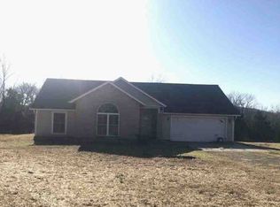 119 N 6 Mile Ln, Fort Gibson, OK 74434