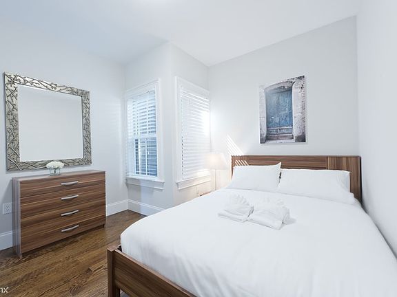 124 Columbia Apt. 2 (5)
