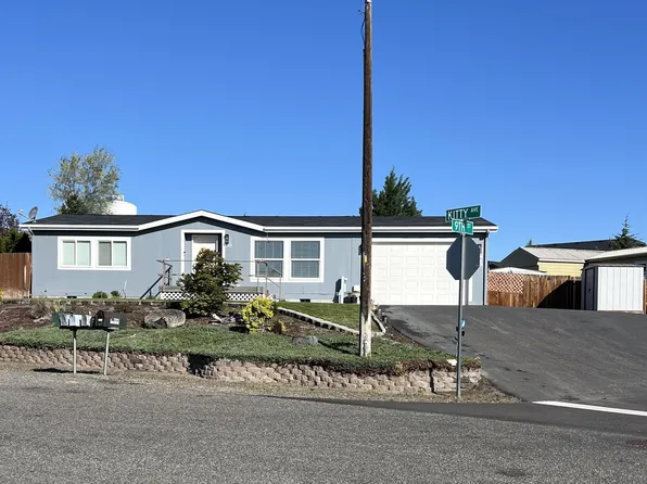 1313 9th St, Benton City, WA 99320
