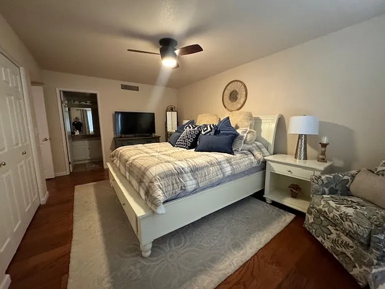1800 Clubhouse Dr #36 — Photo 18
