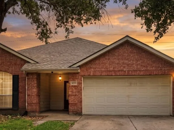 17211 Laguna Trail Dr, Houston, TX 77095
