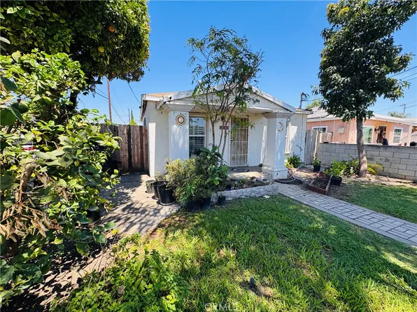 12101 Barnwall St, Norwalk, CA 90650
