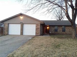 10449 Birkenhead Rd, Yukon, OK 73099