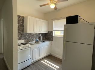 1043 NW 2nd St APT 15, Miami, FL 33128