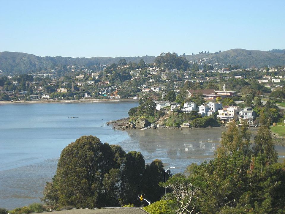 Lyford Cove View-Front Porch