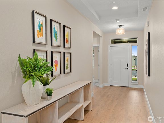 5th image of 16417 30th Avenue E #9