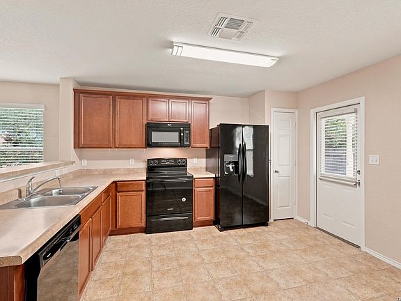 5th image of 25118 Remington Oaks
