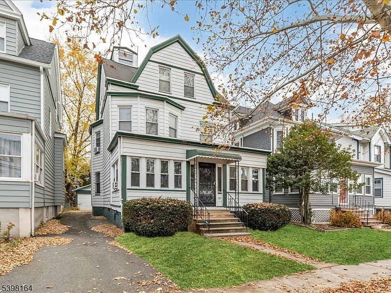1st image of 181 Greenwood Ave