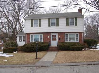 6 Fairview Rd, Woburn, MA 01801