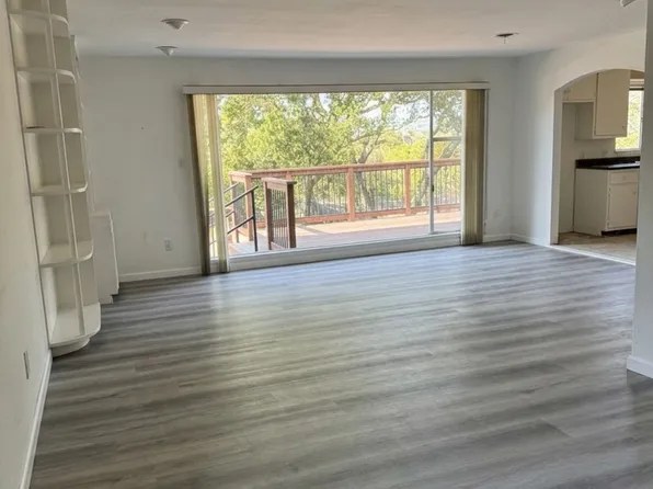 10 Patricia Rd, Orinda, CA 94563