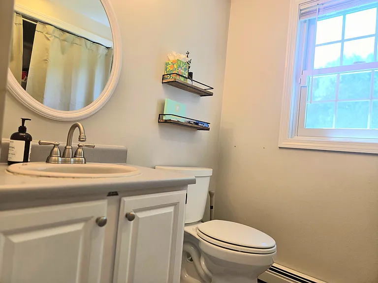 10 Amanda Way — Photo 17