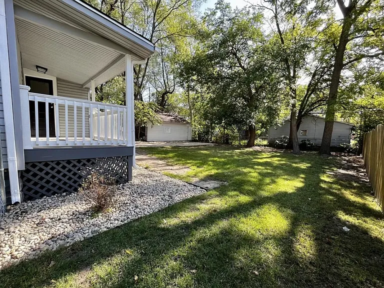 2610 Knight Ave — Photo 22
