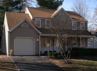 1636 Bennington Hollow Ln, Reston, VA 20194