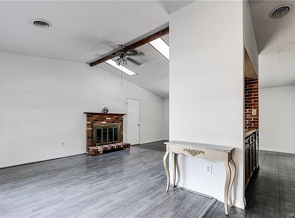5th image of 5731 Willowbranch Dr