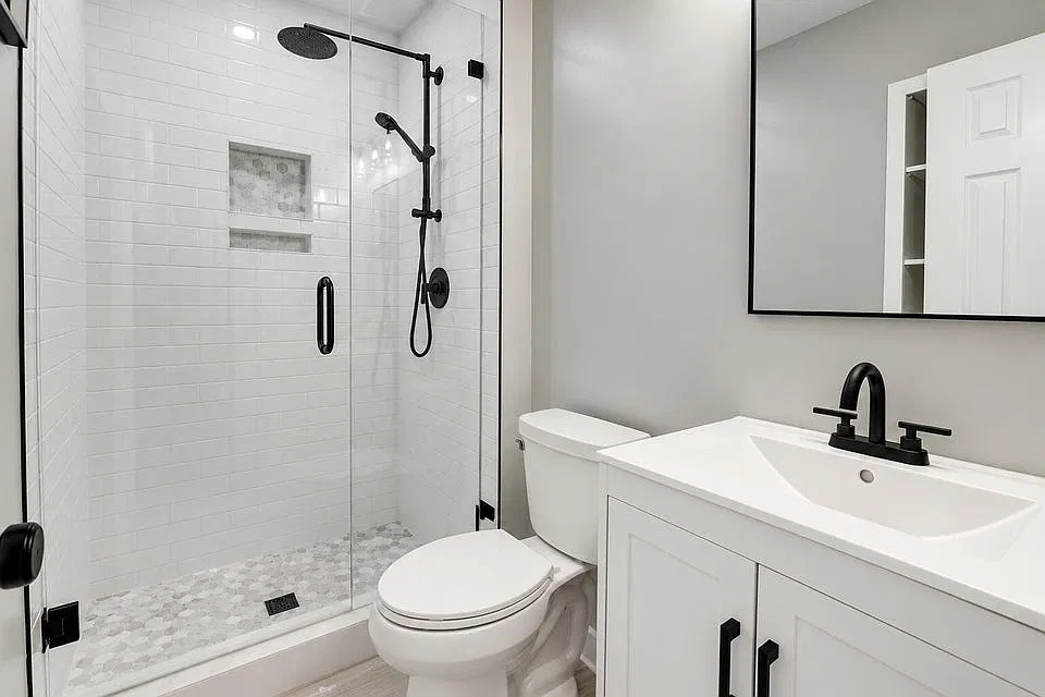 3 bed, 1219 sqft, $3,600 — Photo 4
