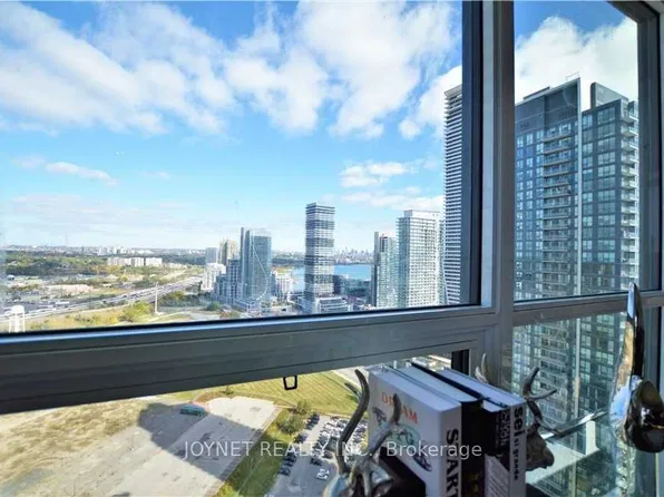 2220 Lake Shore Blvd W, Toronto, ON