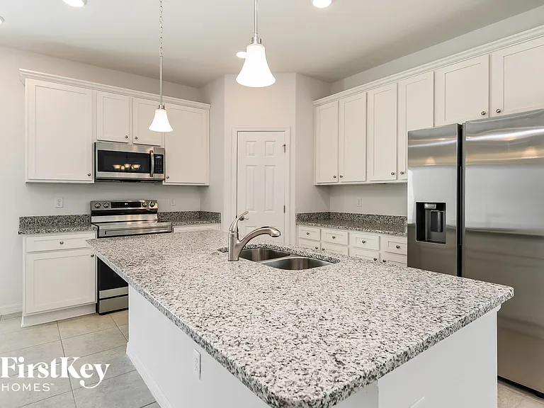 1156 Spokane Point — Photo 6