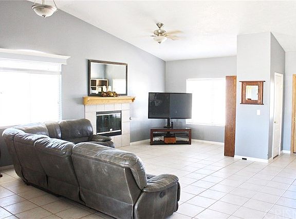 3rd image of 3326 E Avenue H4