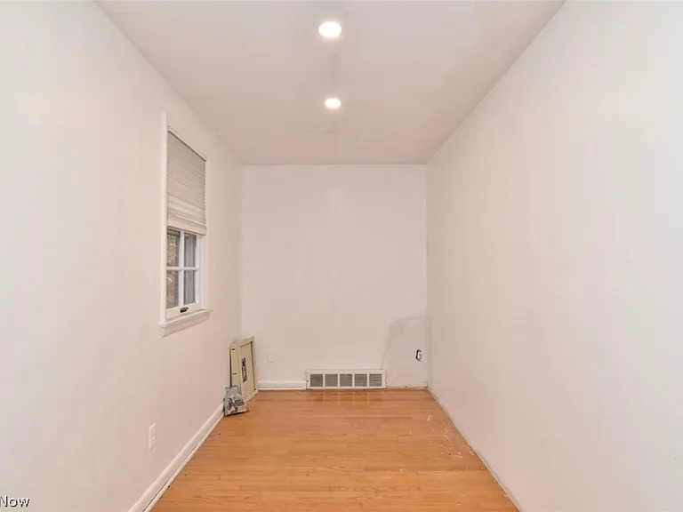 23310 Wendover Dr — Photo 23