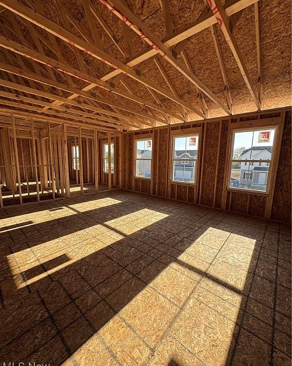 2nd image of 5943 Cape Hatteras Dr