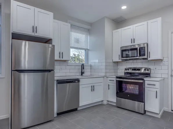 296 Wyoming Ave, Wyoming, PA 18644